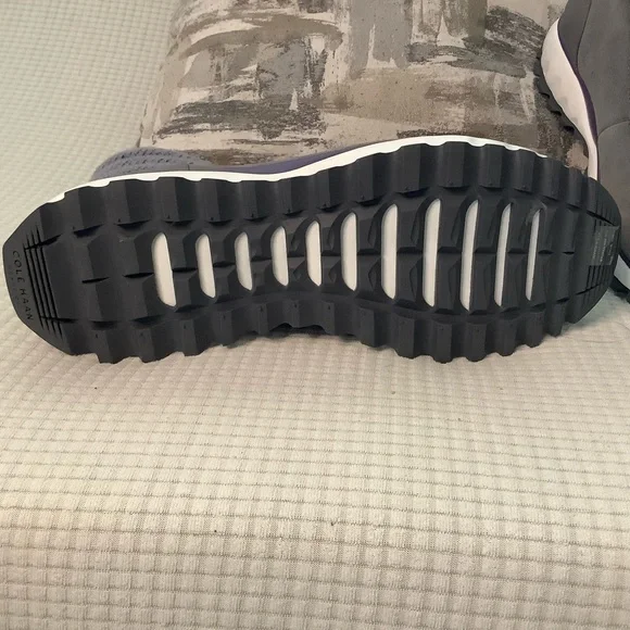 Cole Haan Hiker waterproof boots, Size 11B - Picture 3 of 8